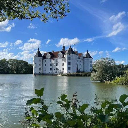 Hébergement de vacances Reethus Koppelkiek - Stilvolles Vintage-haus Mit Spielhaus & Grossem Aussenbereich