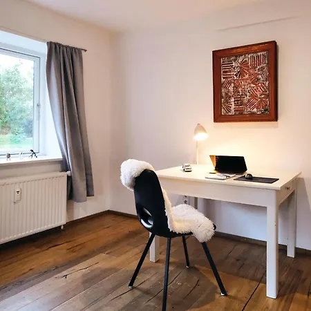 Hébergement de vacances Reethus Koppelkiek - Stilvolles Vintage-haus Mit Spielhaus & Grossem Aussenbereich Husby (Schleswig-Flensburg)